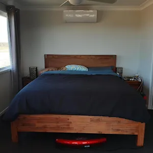 Hampton Homestay Palmview