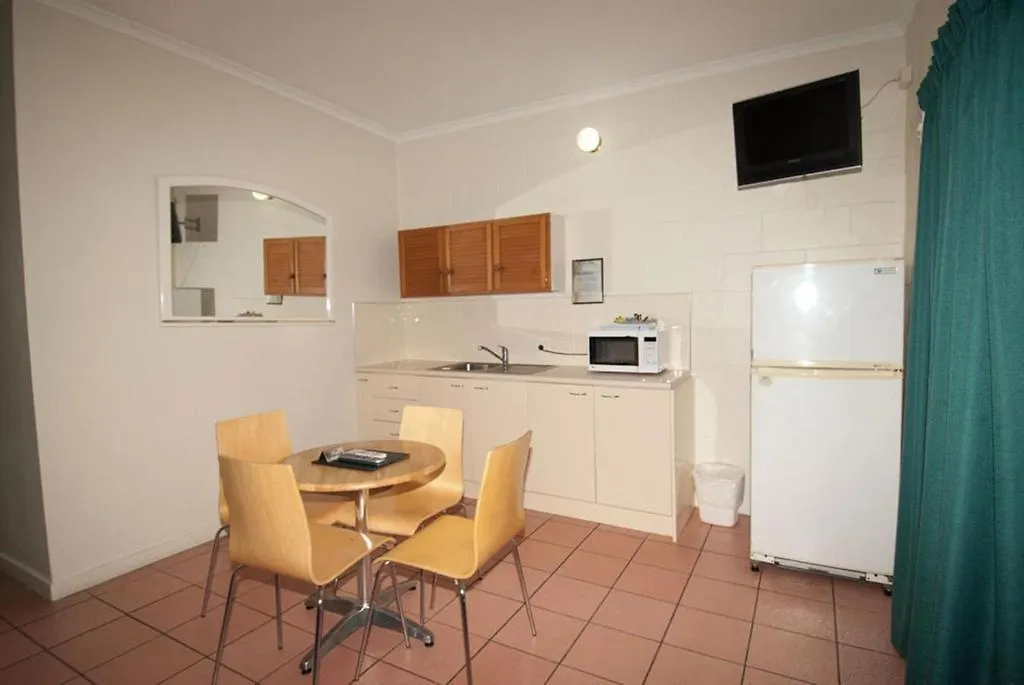 Motel Whitsunday On The Beach Airlie Beach