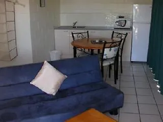 Motel Whitsunday On The Beach Airlie Beach